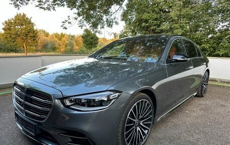 Mercedes-Benz S-Класс, 2023 год, 7 930 000 рублей, 1 фотография