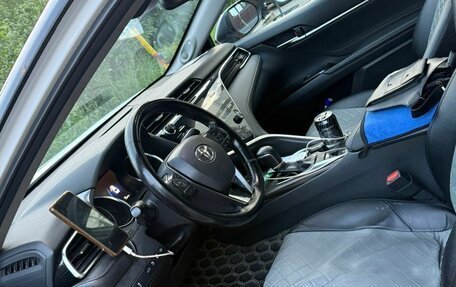 Toyota Camry, 2018 год, 2 100 000 рублей, 6 фотография