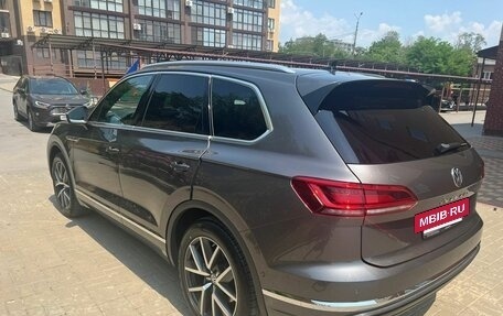 Volkswagen Touareg III, 2018 год, 5 900 000 рублей, 6 фотография