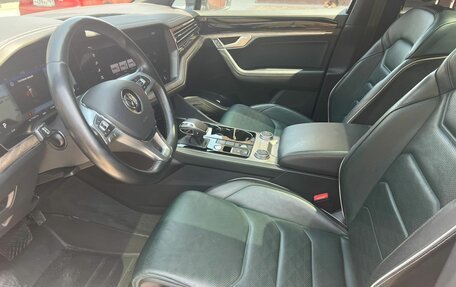 Volkswagen Touareg III, 2018 год, 5 900 000 рублей, 12 фотография