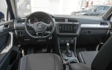 Volkswagen Tiguan II, 2018 год, 3 149 000 рублей, 6 фотография