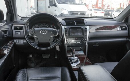 Toyota Camry, 2012 год, 1 732 000 рублей, 5 фотография