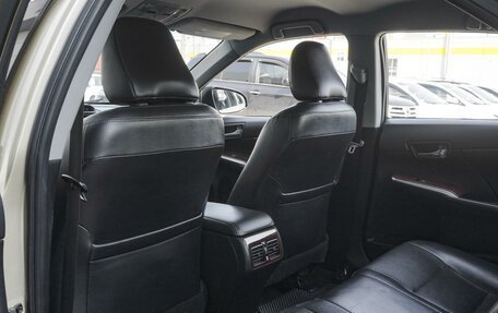 Toyota Camry, 2012 год, 1 732 000 рублей, 10 фотография