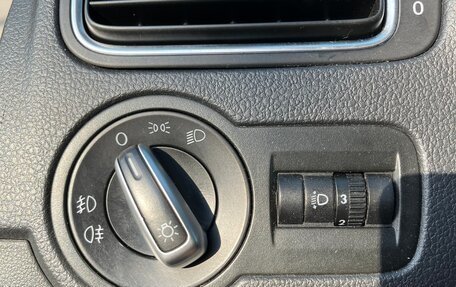 Volkswagen Polo VI (EU Market), 2015 год, 895 000 рублей, 18 фотография