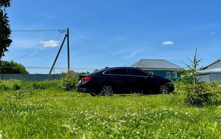 Chevrolet Malibu IX, 2017 год, 1 850 000 рублей, 2 фотография
