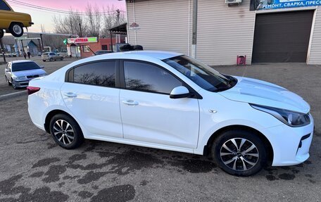 KIA Rio IV, 2017 год, 1 300 000 рублей, 6 фотография