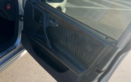Mercedes-Benz E-Класс, 1999 год, 670 000 рублей, 2 фотография