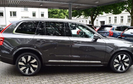 Volvo XC90 II рестайлинг, 2024 год, 6 800 000 рублей, 3 фотография
