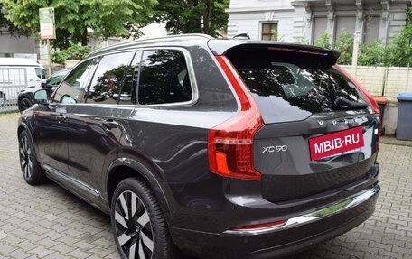 Volvo XC90 II рестайлинг, 2024 год, 6 800 000 рублей, 4 фотография