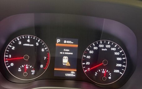 KIA Rio IV, 2020 год, 1 780 000 рублей, 10 фотография