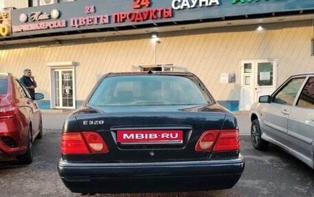 Mercedes-Benz E-Класс, 1999 год, 600 000 рублей, 2 фотография