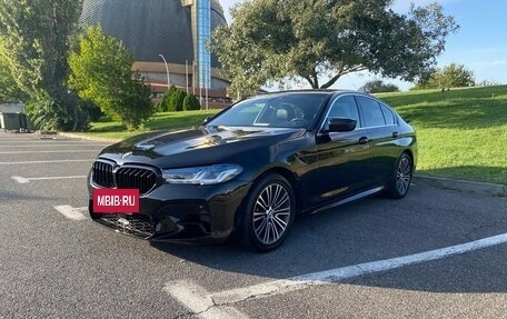 BMW 5 серия, 2018 год, 2 500 000 рублей, 2 фотография