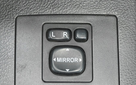 Toyota RAV4, 2006 год, 1 199 000 рублей, 21 фотография