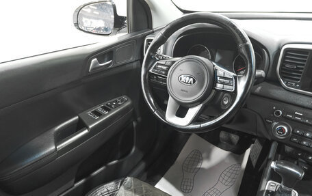 KIA Sportage IV рестайлинг, 2019 год, 2 099 000 рублей, 10 фотография