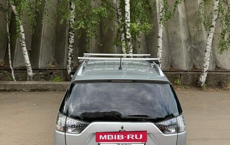 Mitsubishi Outlander III рестайлинг 3, 2008 год, 950 000 рублей, 8 фотография