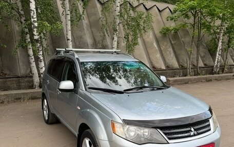 Mitsubishi Outlander III рестайлинг 3, 2008 год, 950 000 рублей, 1 фотография