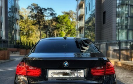 BMW 3 серия, 2011 год, 1 500 000 рублей, 5 фотография
