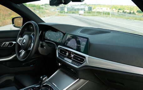 BMW 3 серия, 2019 год, 4 100 000 рублей, 21 фотография