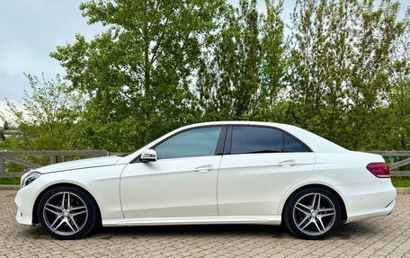 Mercedes-Benz E-Класс, 2015 год, 2 550 000 рублей, 2 фотография