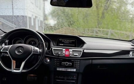 Mercedes-Benz E-Класс, 2015 год, 2 550 000 рублей, 12 фотография