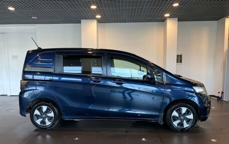 Honda Freed I, 2010 год, 1 270 000 рублей, 2 фотография