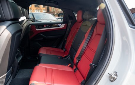 Porsche Cayenne III, 2025 год, 17 850 000 рублей, 26 фотография