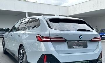 BMW 5 серия, 2024 год, 6 240 000 рублей, 4 фотография