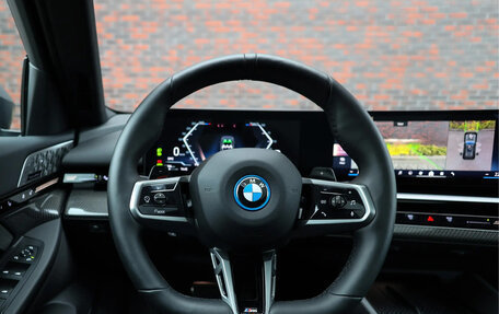BMW 5 серия, 2024 год, 6 655 000 рублей, 8 фотография
