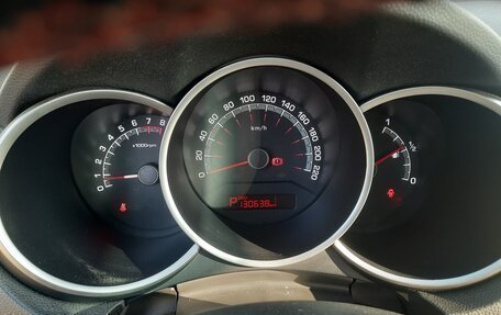 KIA Venga I, 2015 год, 1 050 000 рублей, 17 фотография