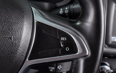 Renault Logan II, 2018 год, 1 099 000 рублей, 16 фотография