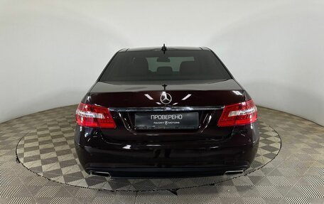 Mercedes-Benz E-Класс, 2011 год, 1 650 000 рублей, 3 фотография