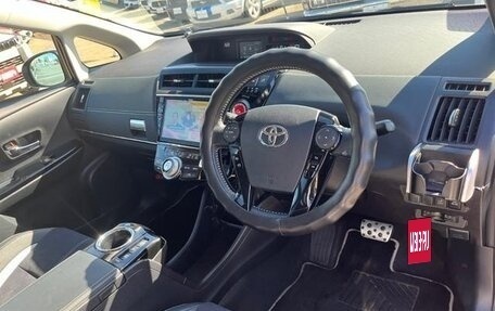Toyota Prius Alpha I (ZVW40/41), 2021 год, 1 670 000 рублей, 11 фотография