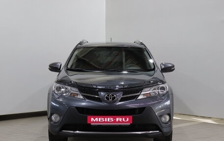 Toyota RAV4, 2015 год, 1 980 000 рублей, 2 фотография