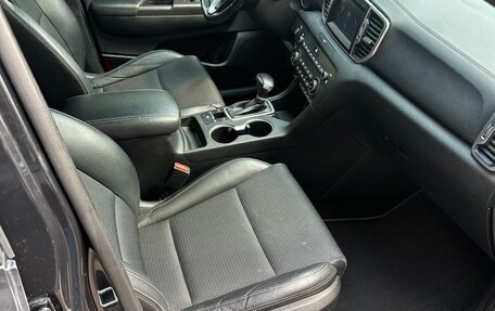 KIA Sportage IV рестайлинг, 2018 год, 1 950 000 рублей, 15 фотография