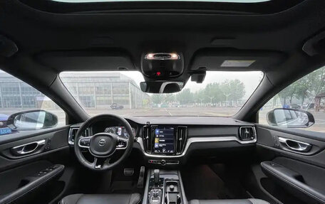 Volvo V60 II, 2021 год, 3 100 111 рублей, 9 фотография