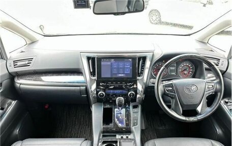 Toyota Alphard III, 2021 год, 3 440 000 рублей, 5 фотография