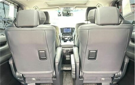 Toyota Alphard III, 2021 год, 3 440 000 рублей, 29 фотография
