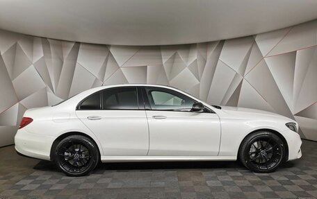 Mercedes-Benz E-Класс, 2018 год, 3 395 000 рублей, 6 фотография