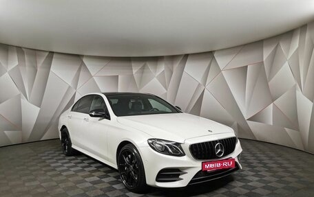 Mercedes-Benz E-Класс, 2018 год, 3 395 000 рублей, 3 фотография