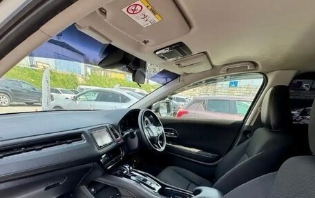 Honda Vezel, 2014 год, 1 065 000 рублей, 13 фотография
