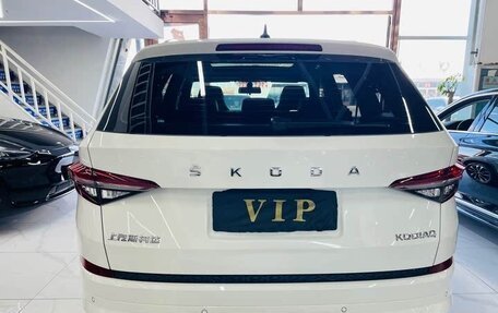 Skoda Kodiaq I, 2022 год, 2 629 000 рублей, 5 фотография