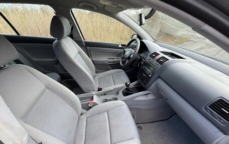 Volkswagen Golf V, 2004 год, 400 000 рублей, 6 фотография