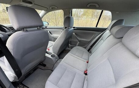 Volkswagen Golf V, 2004 год, 400 000 рублей, 8 фотография