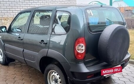 Chevrolet Niva I рестайлинг, 2019 год, 800 000 рублей, 5 фотография