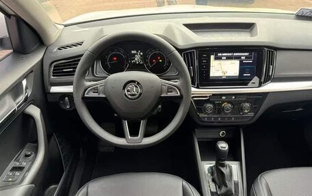 Skoda Kamiq I, 2022 год, 1 315 000 рублей, 8 фотография
