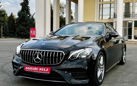 Mercedes-Benz E-Класс, 2017 год, 3 990 000 рублей, 1 фотография