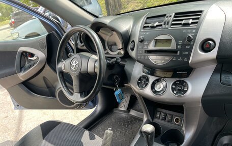Toyota RAV4, 2007 год, 1 200 000 рублей, 13 фотография