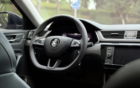 Skoda Superb III рестайлинг, 2021 год, 2 029 000 рублей, 10 фотография
