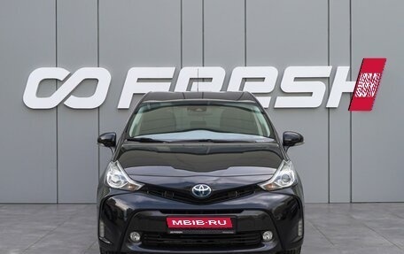 Toyota Prius v (+) I (ZVW40/41) рестайлинг, 2019 год, 2 480 000 рублей, 3 фотография