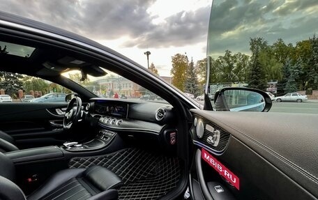 Mercedes-Benz E-Класс, 2017 год, 3 990 000 рублей, 10 фотография
